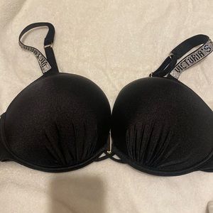New authentic Victoria secret swim top
